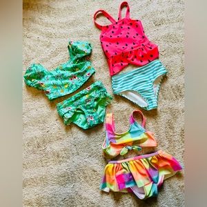 Excellent condition 3T Cat & Jack bathing suits 👙
